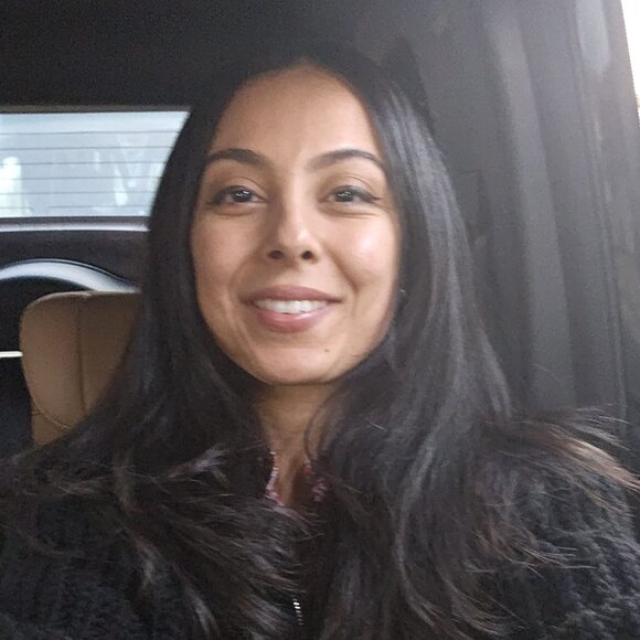 Meet your Posher, Aseel - Picture 1 of 1